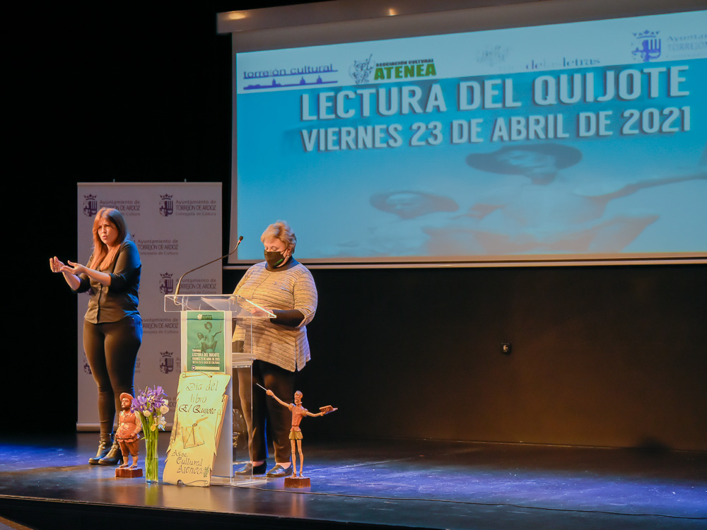 Torrejón de Ardoz rinde homenaje a Miguel de Cervantes con la tradicional lectura de “El Quijote” organizada por la Asociación Cultural Atenea 