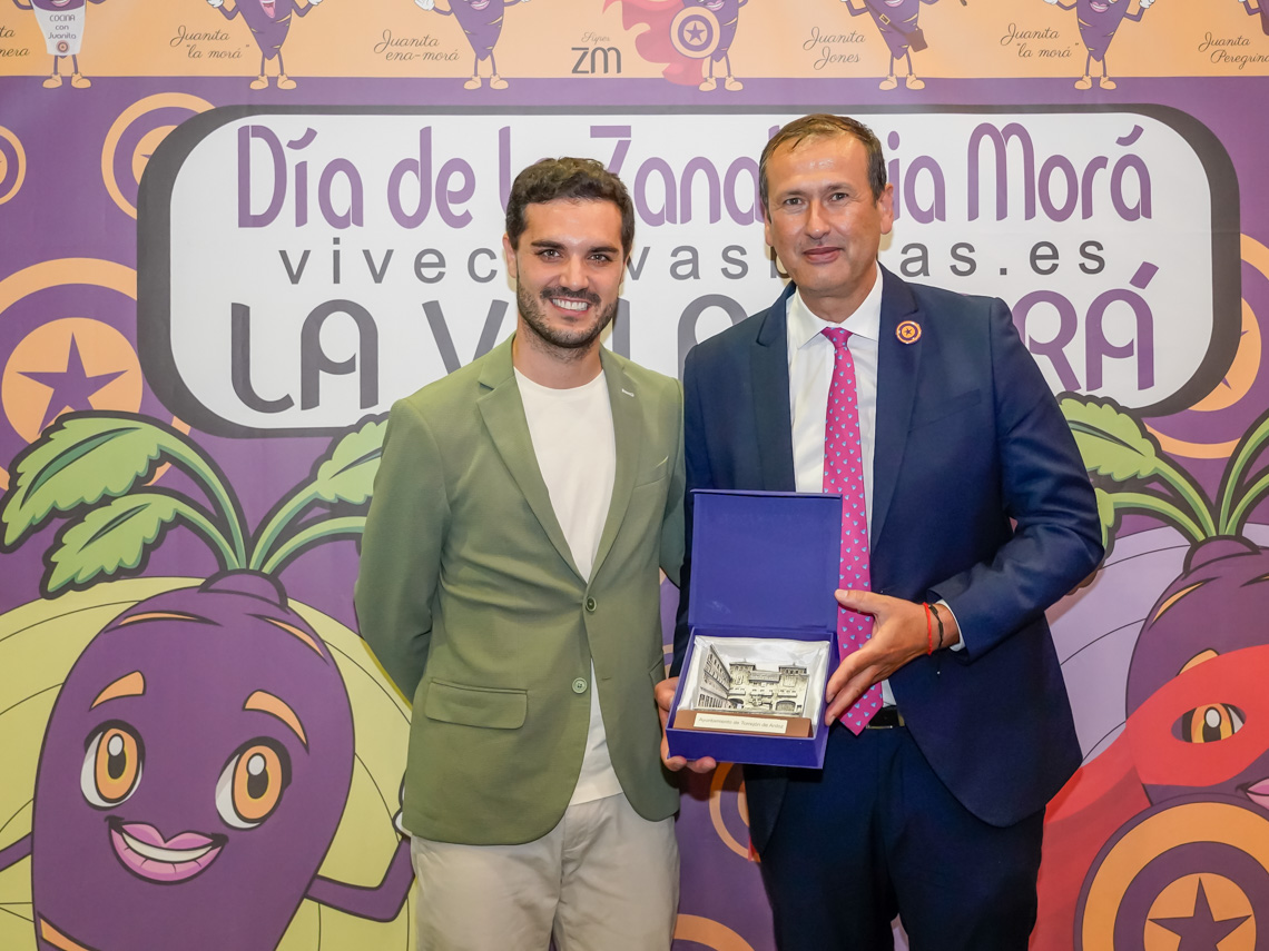 El alcalde torrejonero, Alejandro Navarro, y el regidor cueveño, Manuel Lara