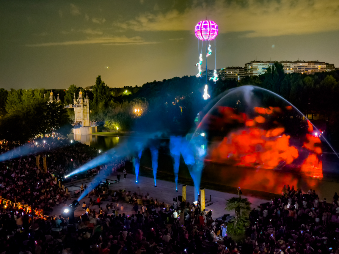 15 Aniversario Parque Europa - Gran Espectáculo Aéreo Grupo Puja!