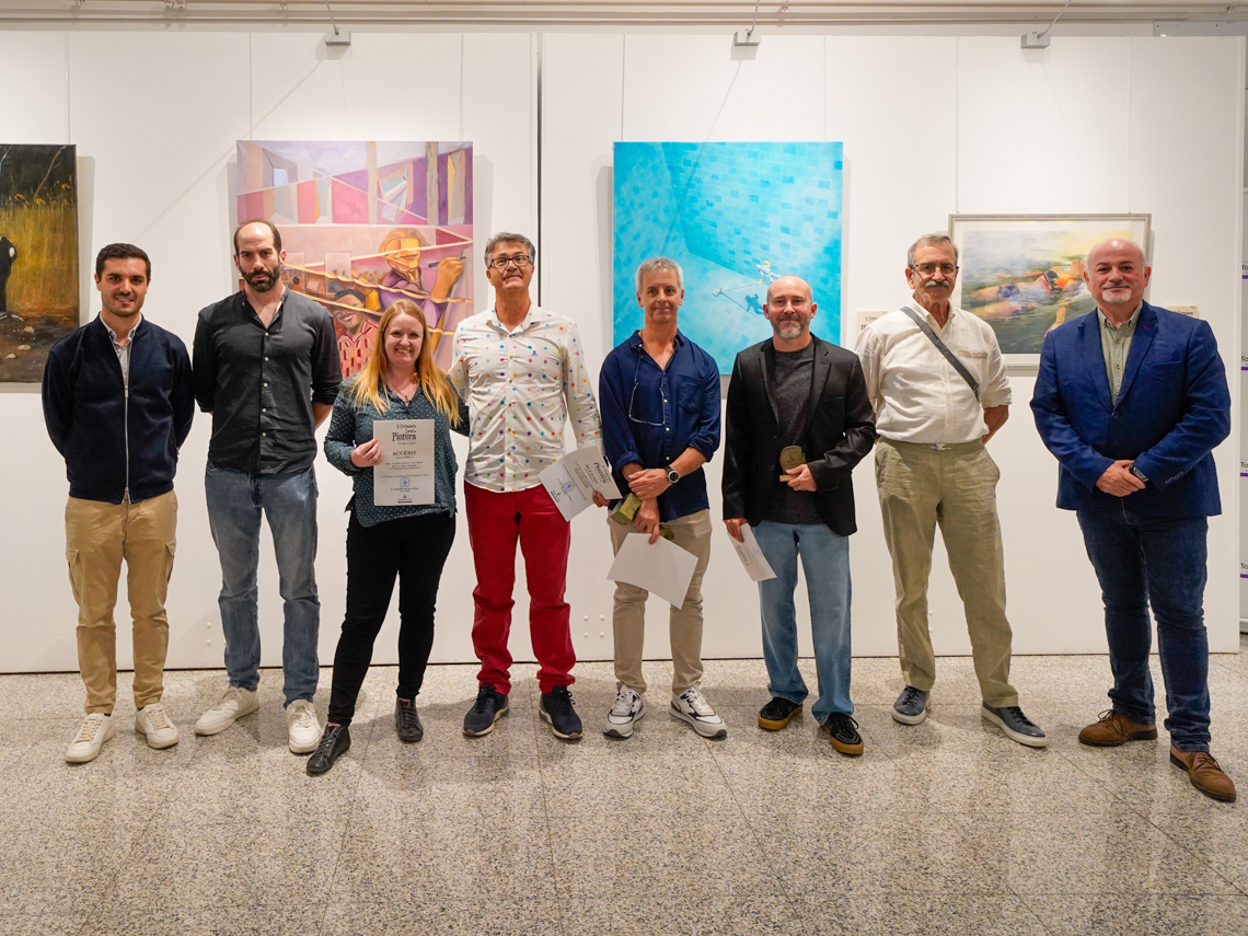 El alcalde, Alejandro Navarro Prieto, y el concejal de Cultura, José Antonio Moreno con los premiados