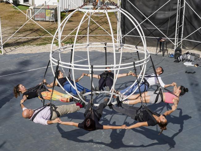 La gran compañía internacional de teatro aéreo Grupo Puja! establece su sede en Torrejón de Ardoz con su nueva Estación de Vuelo y creará la primera escuela específica de formación de este tipo de técnicas en nuestro país