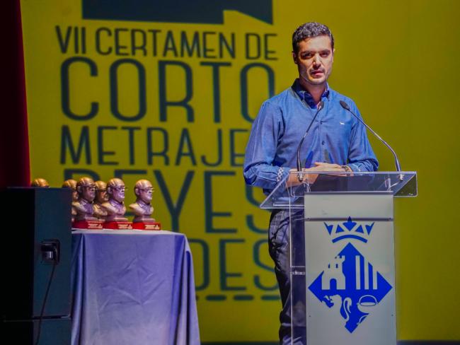 El alcalde, Alejandro Navarro, dirigiendo unas palabras a los asistentes