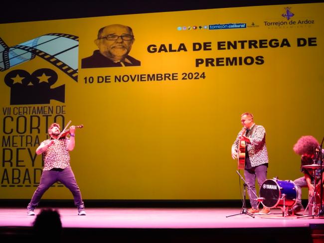 Un momento de la entrega de premios del VII Certamen de Cortometrajes “Reyes Abades”