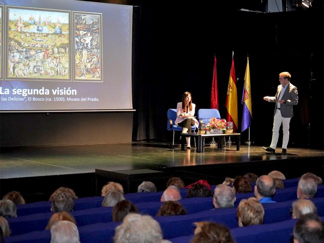 Encuentro literario con Javier Sierra