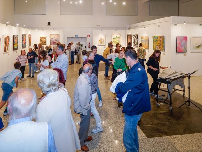 De las 49 creaciones presentadas se ha realizado una selección de obras que estarán expuestas en la Sala Municipal de Exposiciones de la Casa de Cultura de la calle Londres hasta el próximo 26 de octubre